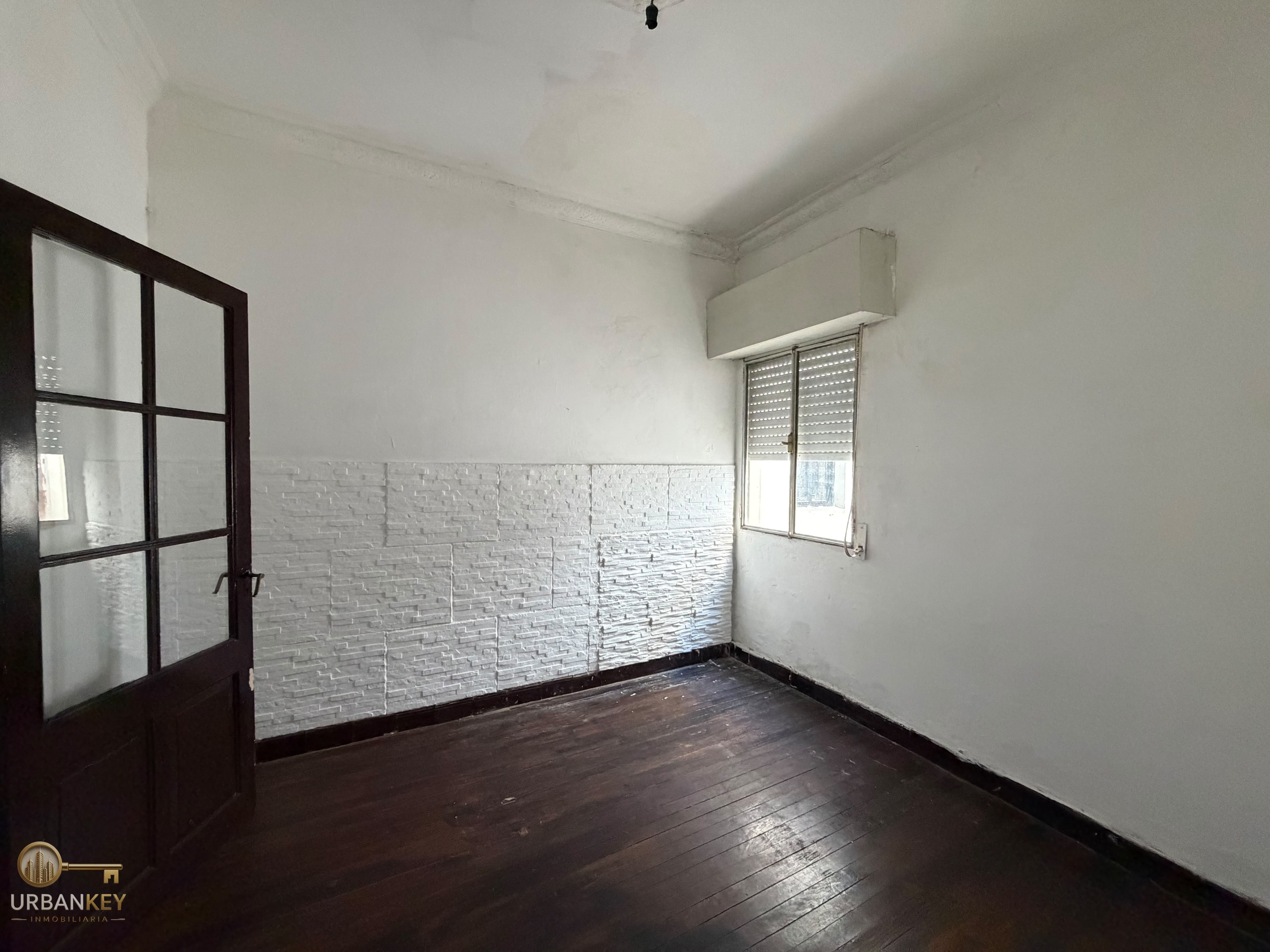 ALQUILER APARTAMENTO DE 2 DORMITORIOS – BAJOS GASTOS COMUNES EN CENTRO · Foto 10