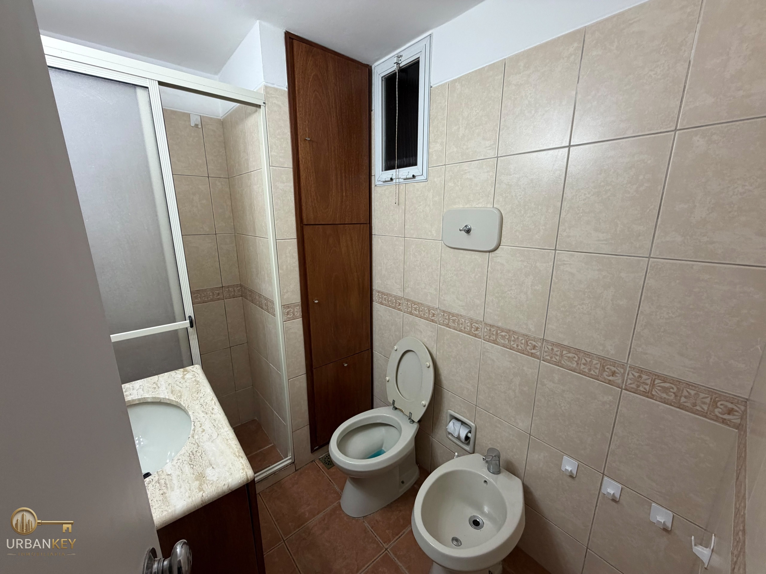 ALQUILER APARTAMENTO LUMINOSO DE 2 DORMITORIOS AL FRENTE – PARQUE RODÓ | CORDÓN · Foto 11
