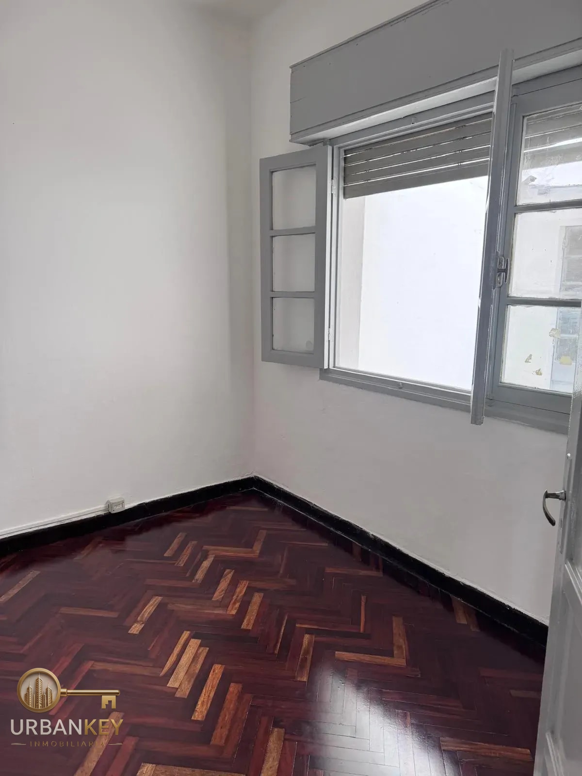 ALQUILER CASA DE 2 DORMITORIOS CON JARDÍN GALPÓN Y PATIO – BUCEO · Foto 11