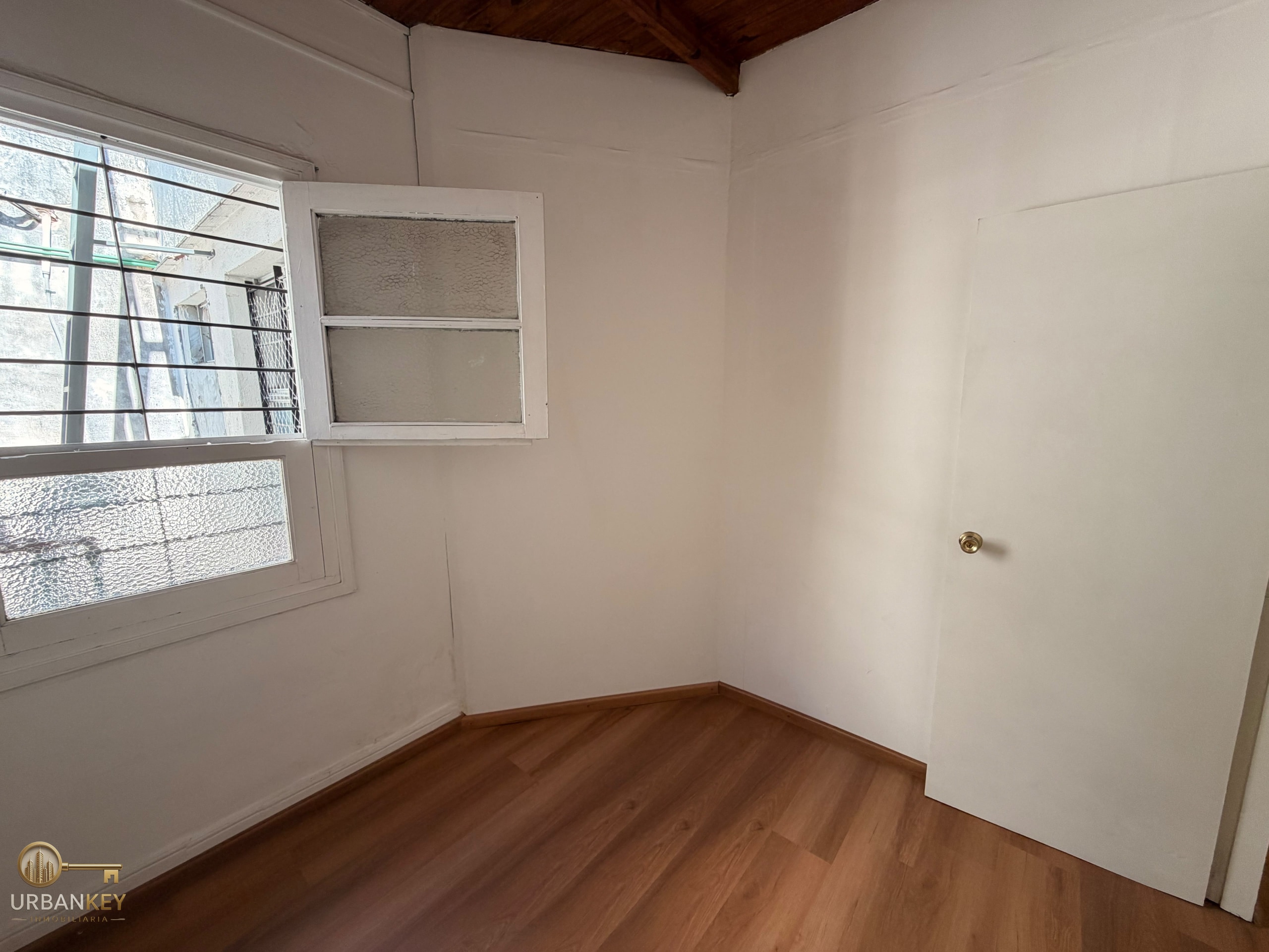 ALQUILER APARTAMENTO RECICLADO DE 2 DORMITORIOS SIN GASTOS COMUNES – CORDÓN · Foto 11