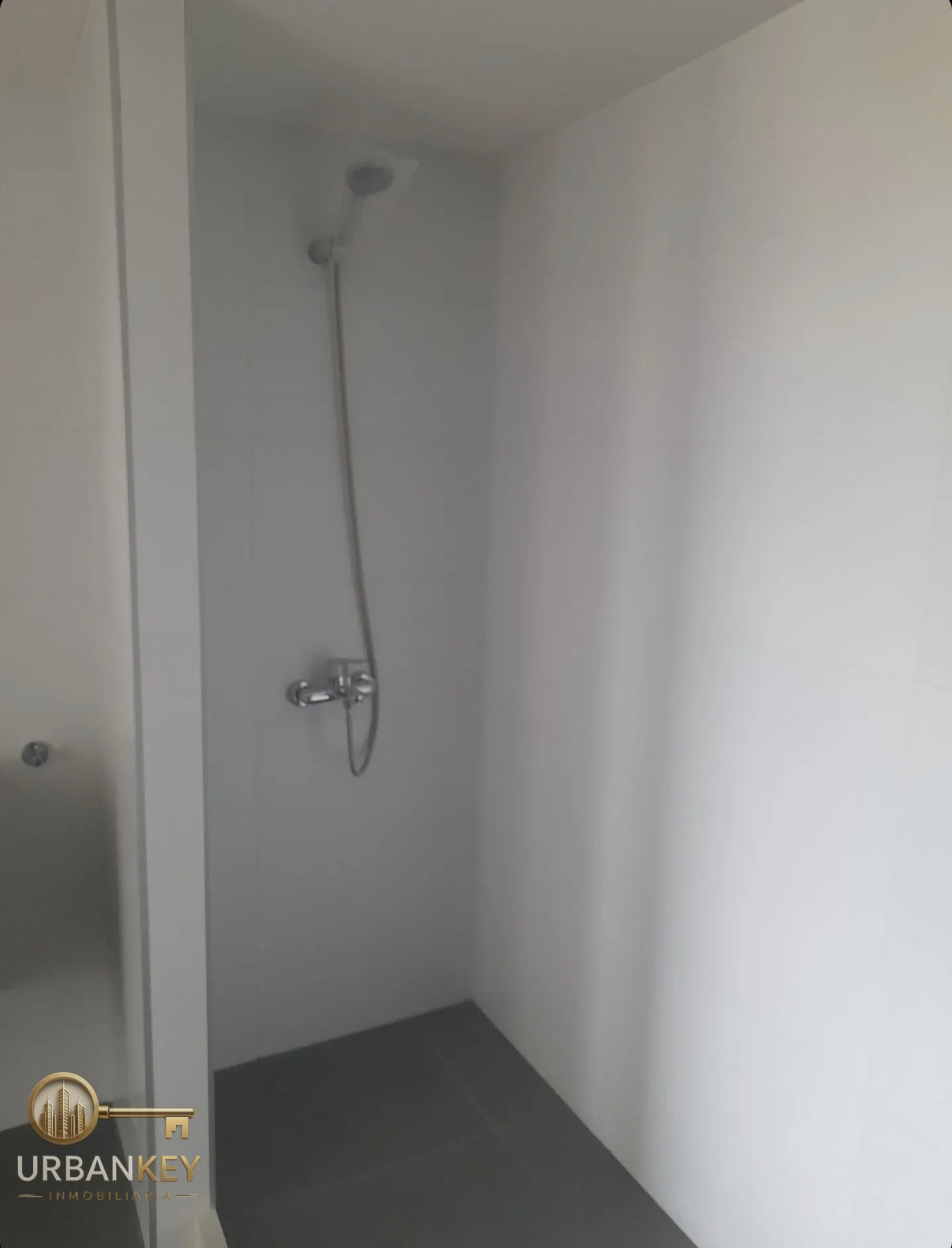 Apartamento en alquiler 2 dormitorios con garage y amenities en Tres Cruces · Foto 9
