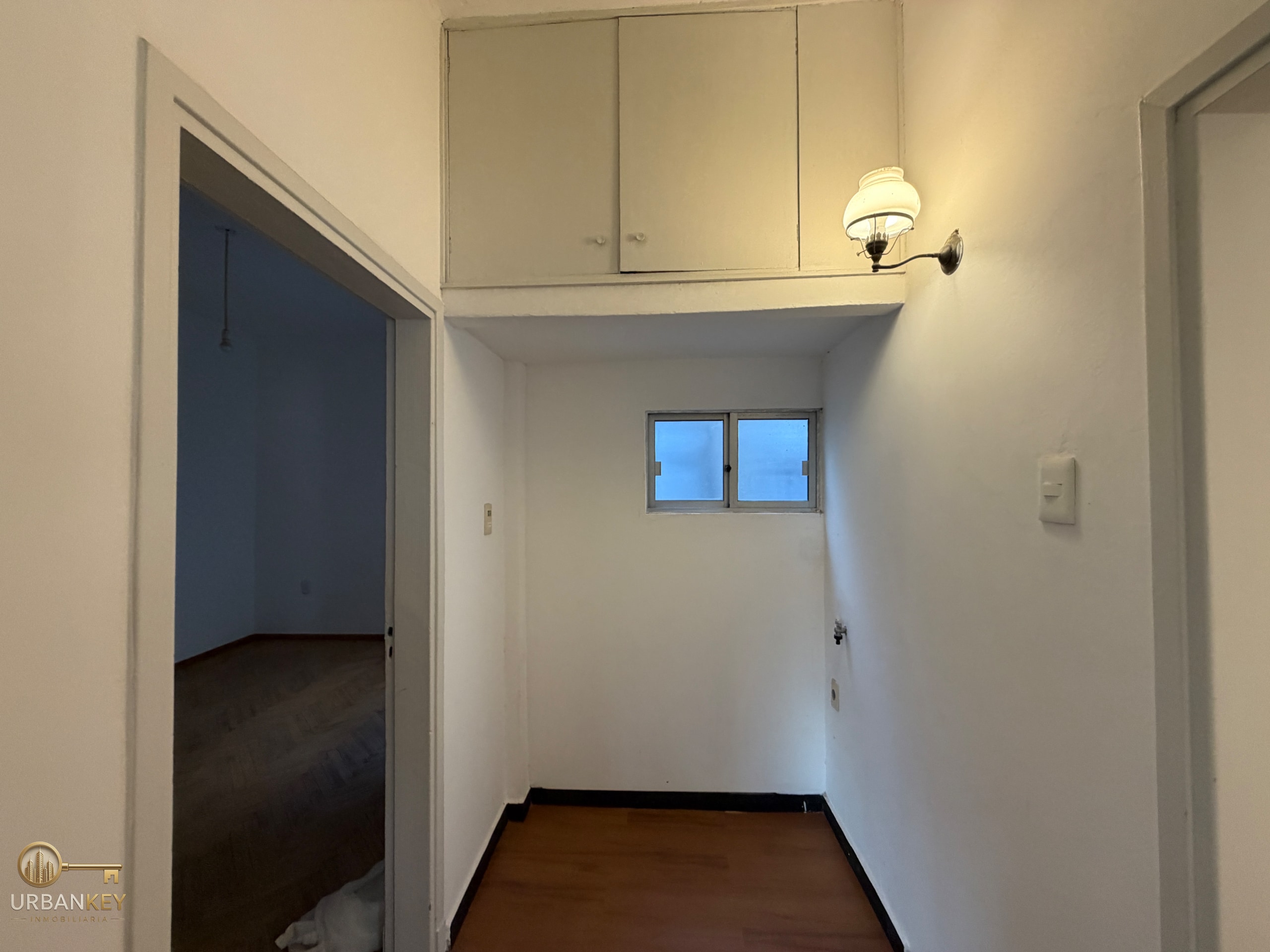 Alquiler apartamento 2 dormitorios con balcón gastos comunes bajos - Tres Cruces · Foto 10