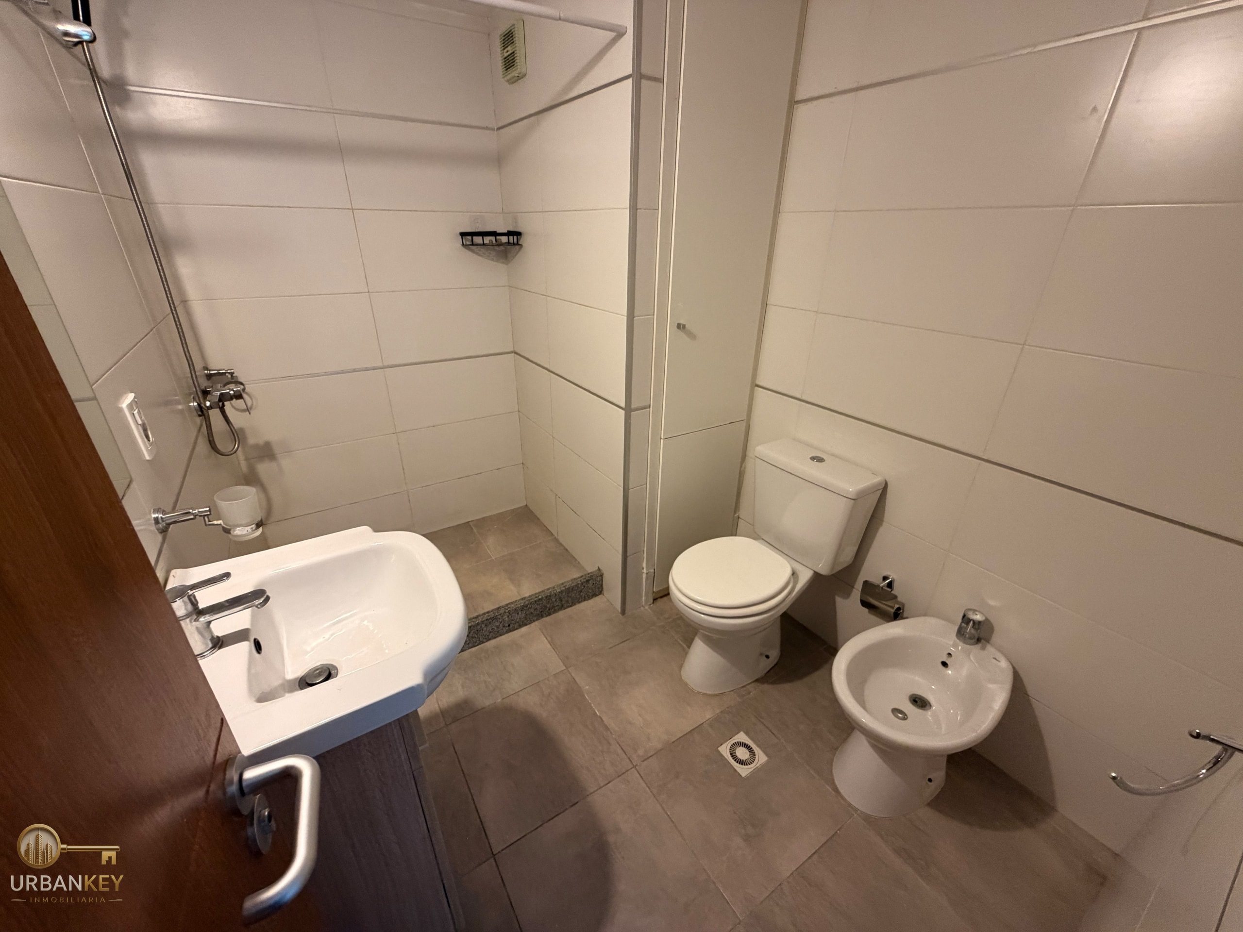 ALQUILER LUMINOSO APARTAMENTO DE 1 DORMITORIO CON DOS TERRAZAS EN CORDÓN · Foto 11