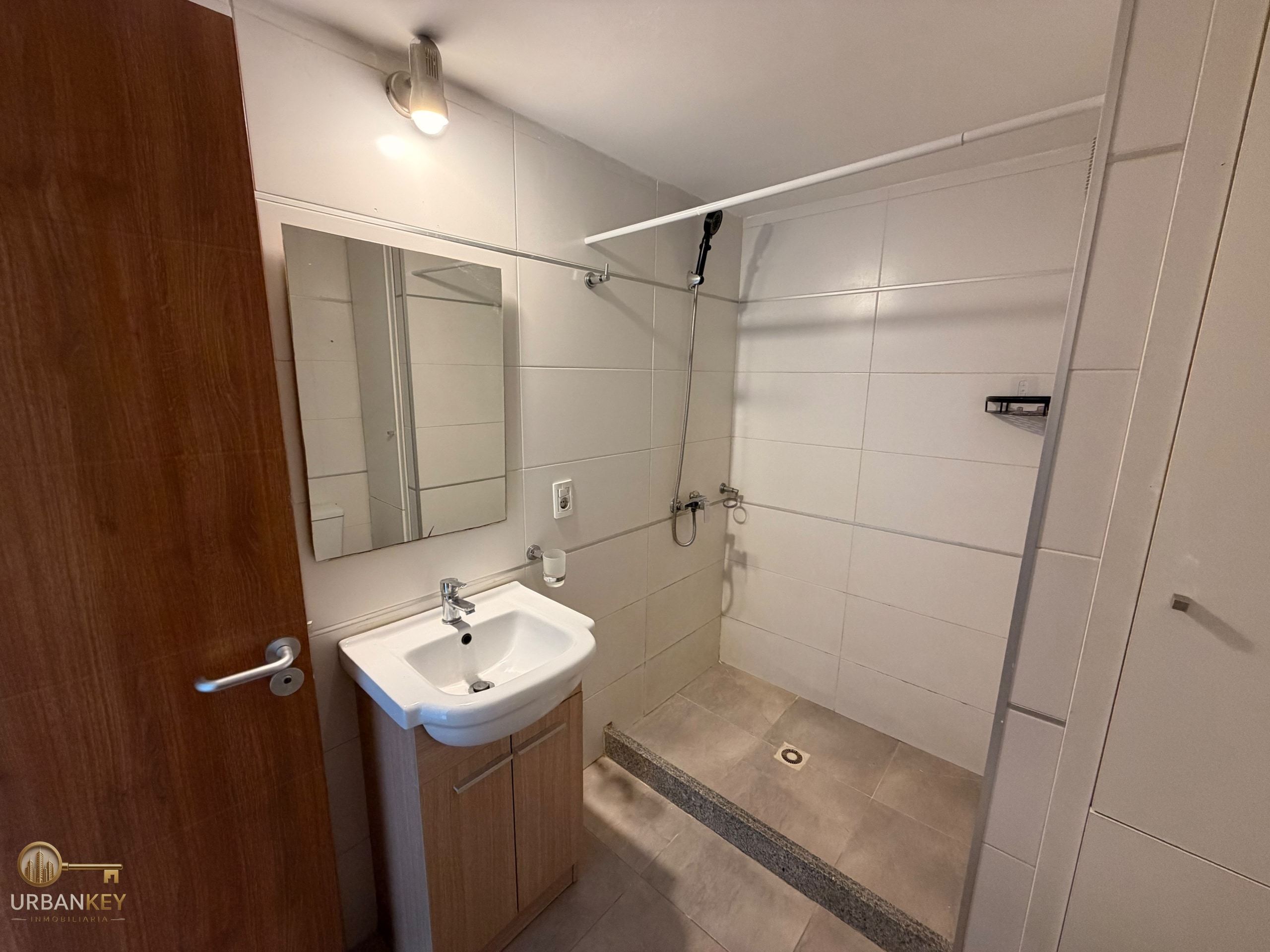 ALQUILER LUMINOSO APARTAMENTO DE 1 DORMITORIO CON DOS TERRAZAS EN CORDÓN · Foto 10