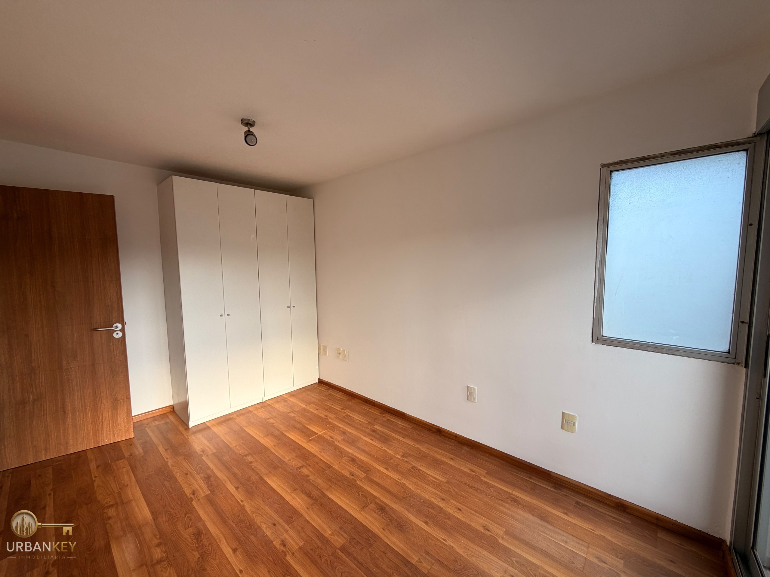 ALQUILER LUMINOSO APARTAMENTO DE 1 DORMITORIO CON DOS TERRAZAS EN CORDÓN · Foto 9