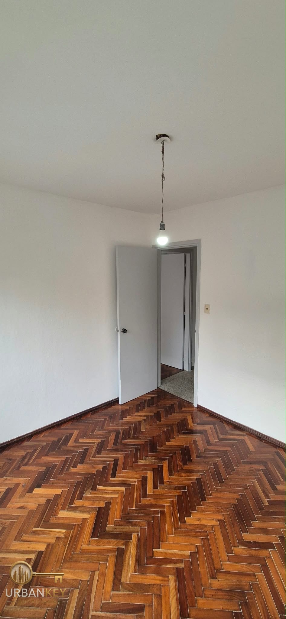 ALQUILER APARTAMENTO DE 2 DORMITORIOS A METROS DE LA RAMBLA · Foto 11