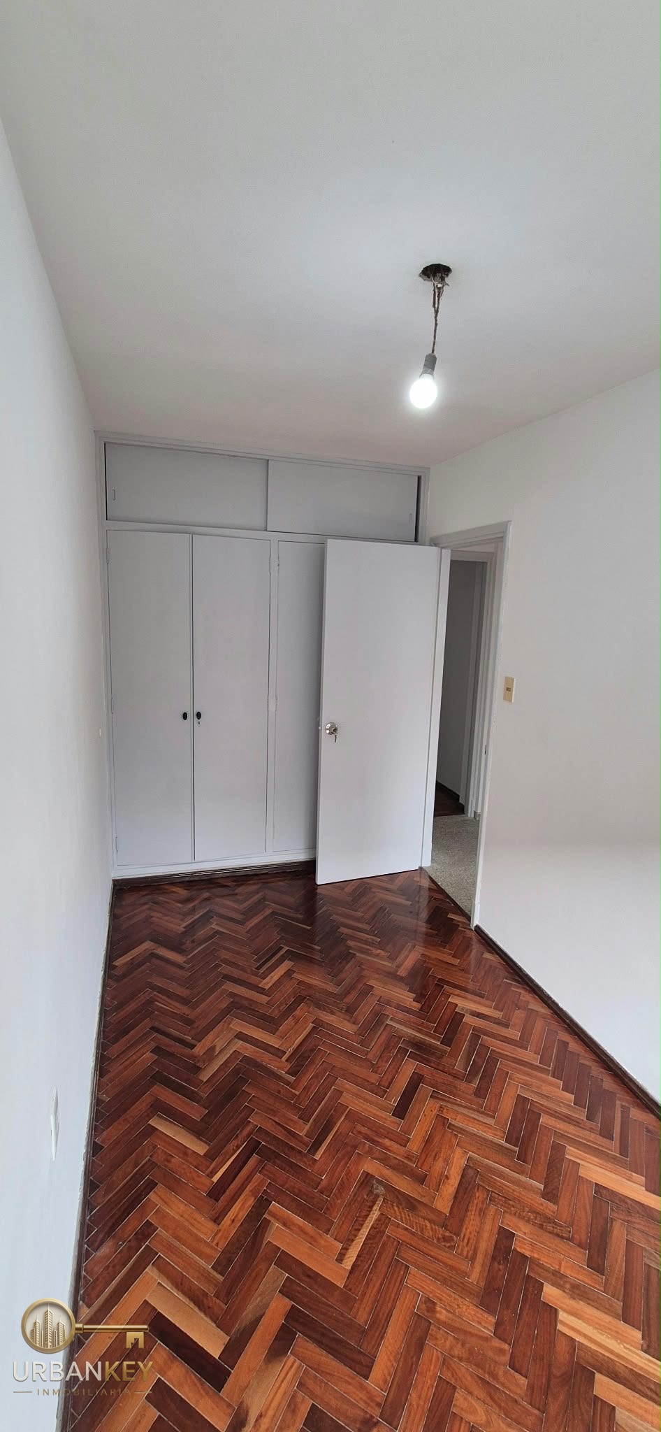 ALQUILER APARTAMENTO DE 2 DORMITORIOS A METROS DE LA RAMBLA · Foto 9