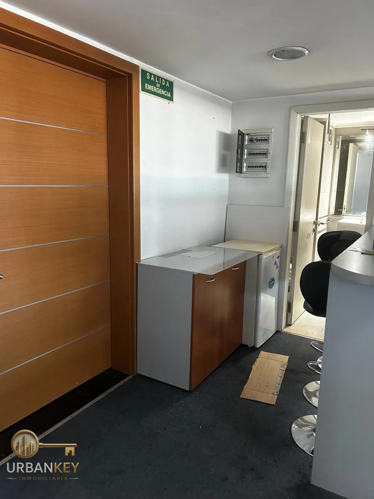 OFICINA AMOEBLADA DE 80 M² CON VISTA AL PUERTO – IMPERIUM BUILDING · Foto 10