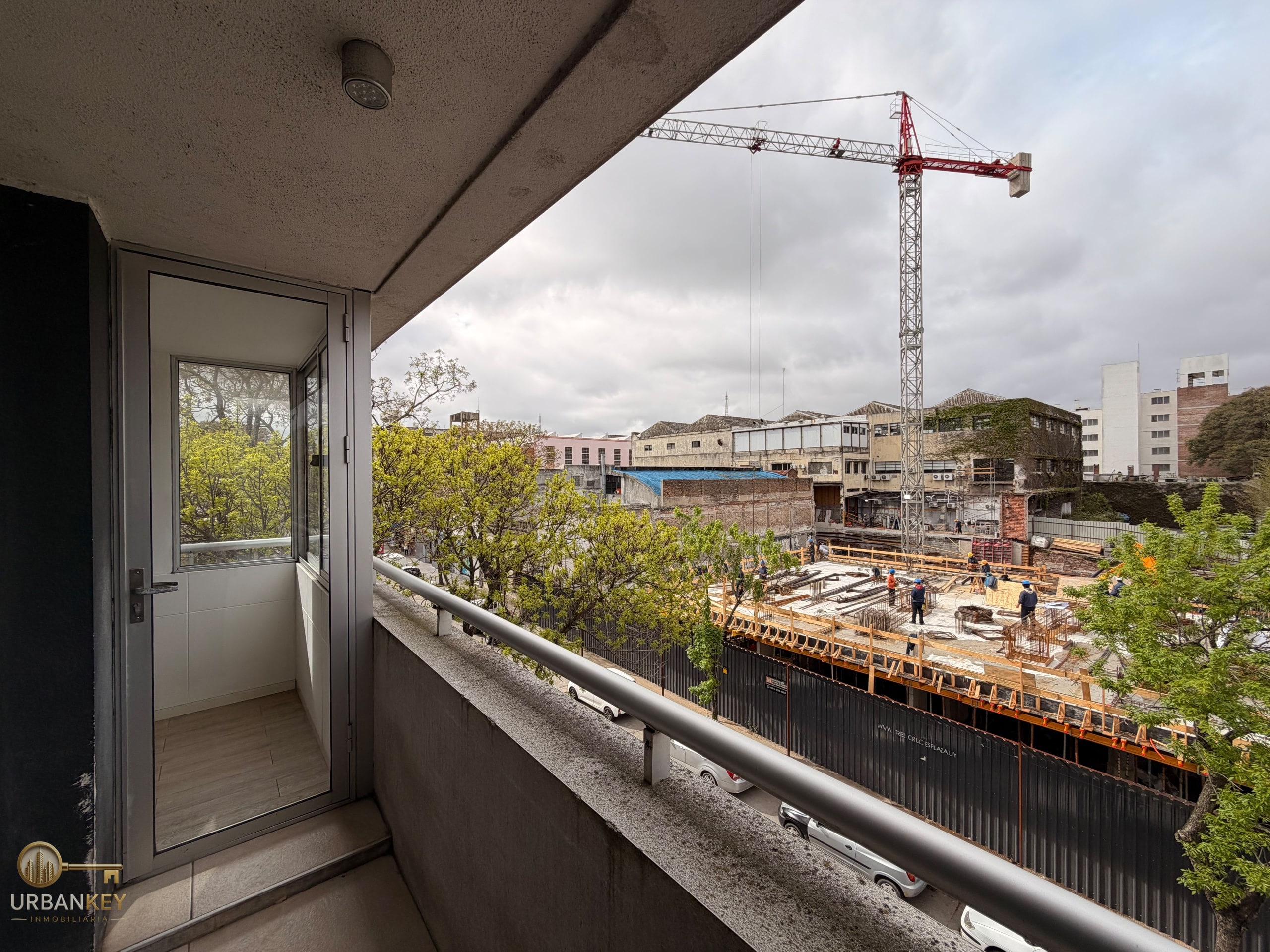 APARTAMENTO DE 1 DORMITORIO CON BALCÓN Y COCHERA EN TRES CRUCES · Foto 7