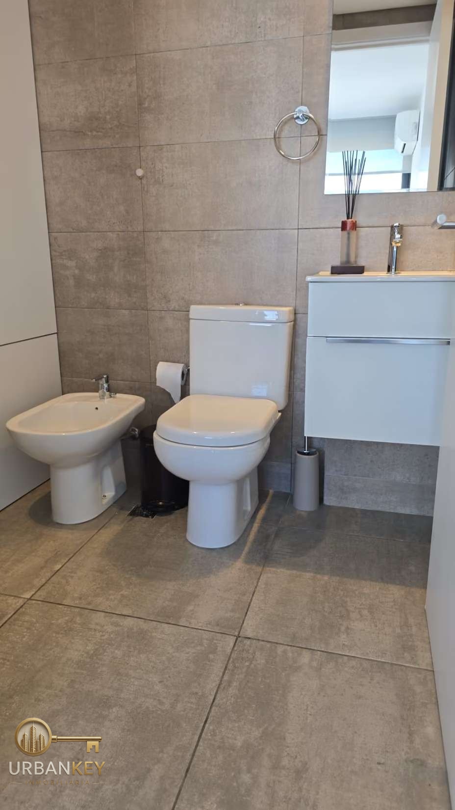 ALQUILER DE APARTAMENTO TIPO PENTHOUSE DE 1 DORMITORIO EN CORDÓN · Foto 9