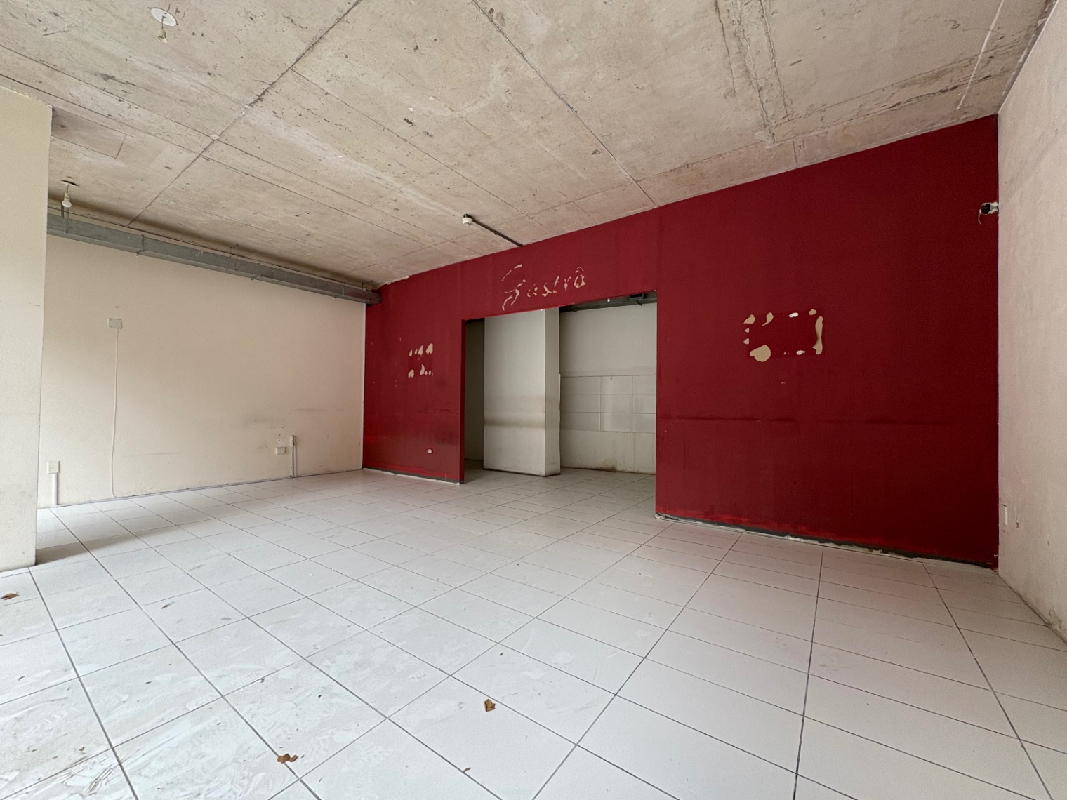 ALQUILER LOCAL COMERCIAL EN CENTRO BARRIO SUR · Foto 5