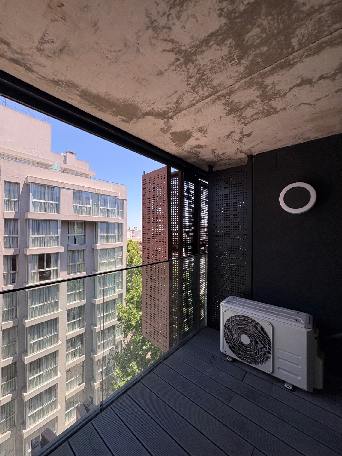 ALQUILER APARTAMENTO 1 DORMITORIO Y TERRAZA EN CENTRO PROXIMO A RAMBLA · Foto 1