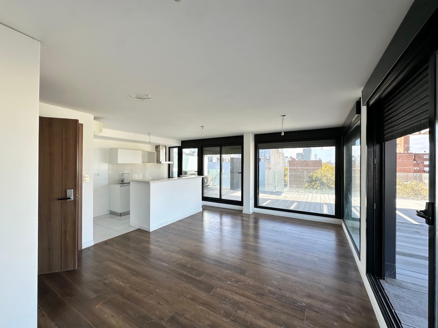 ALQUILER PENTHOUSE DE 2 DORMITORIOS Y GRAN TERRAZA EN CENTRO PROXIMO A RAMBLA · Foto 7