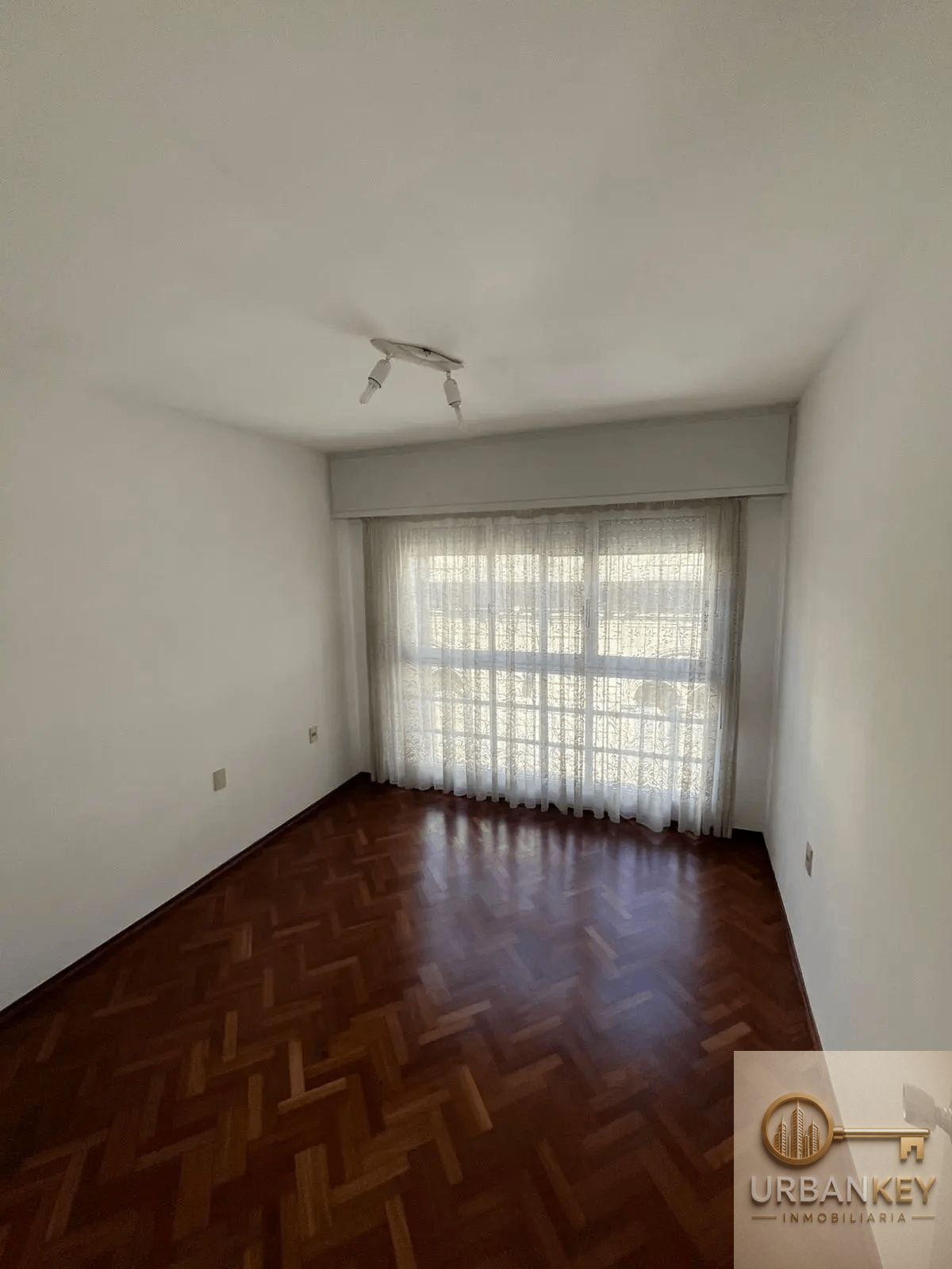 ALQUILER APARTAMENTO 2 DORMITORIOS 70m2 - CORDON · Foto 3
