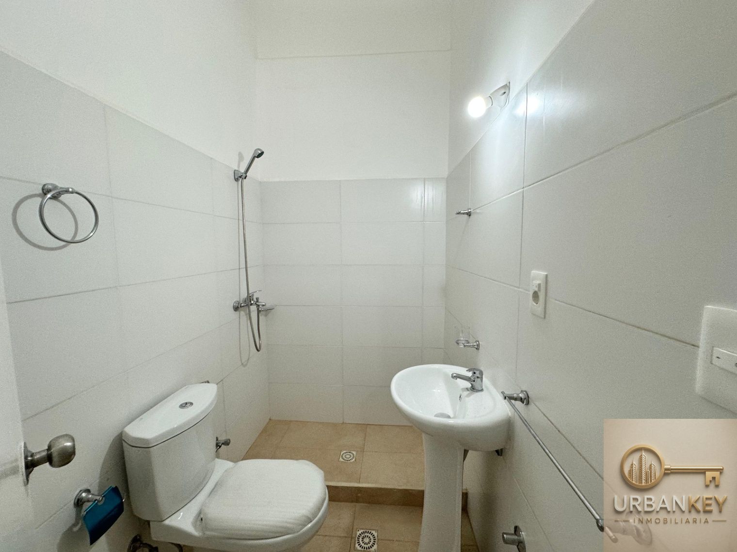 ALQUILER APARTAMENTO 1 DORMITORIO A ESTRENAR EN CARRASCO NORTE · Foto 9