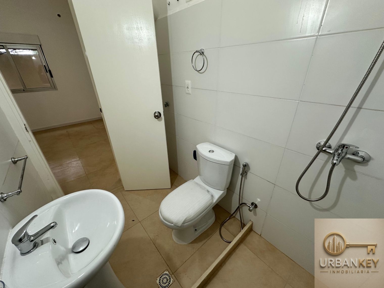 ALQUILER APARTAMENTO 1 DORMITORIO A ESTRENAR EN CARRASCO NORTE · Foto 8