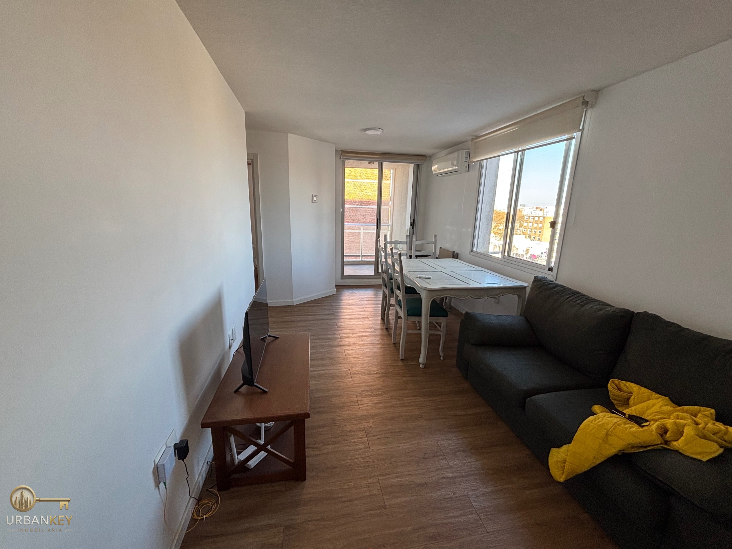 ALQUILER APARTAMENTO 1 DORMITORIO AMOBLADO EN BARRIO SUR