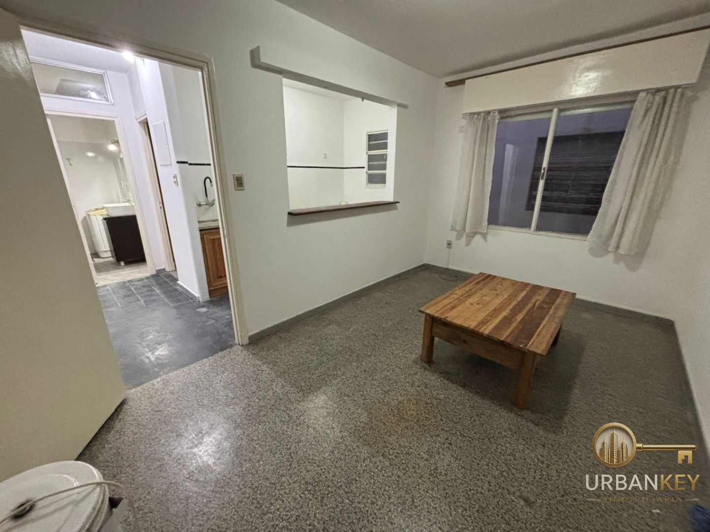 ALQUILER APARTAMENTO 1 DORMITORIO PISO 1 ESCALERA TERRAZA - CIUDAD VIEJA · Foto 1