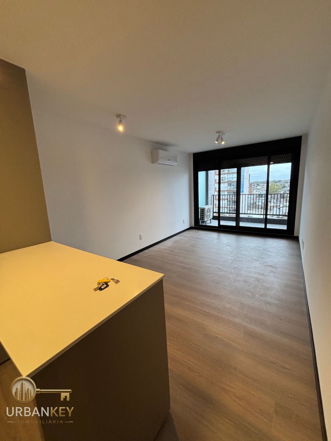 ALQUILER APARTAMENTO A ESTRENAR DE 1 DORMITORIO CON BALCON EN PARQUE BATLLE