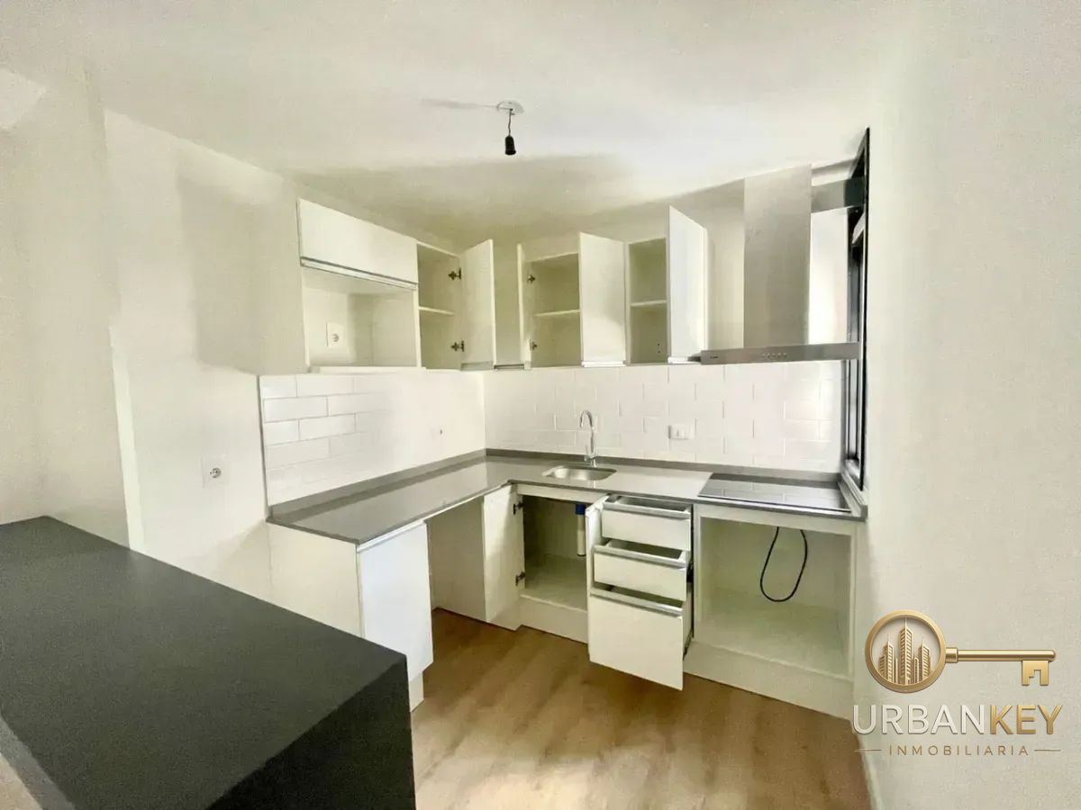 Apartamento en alquiler 2 dormitorios sobre calle Soriano en Centro · Foto 3