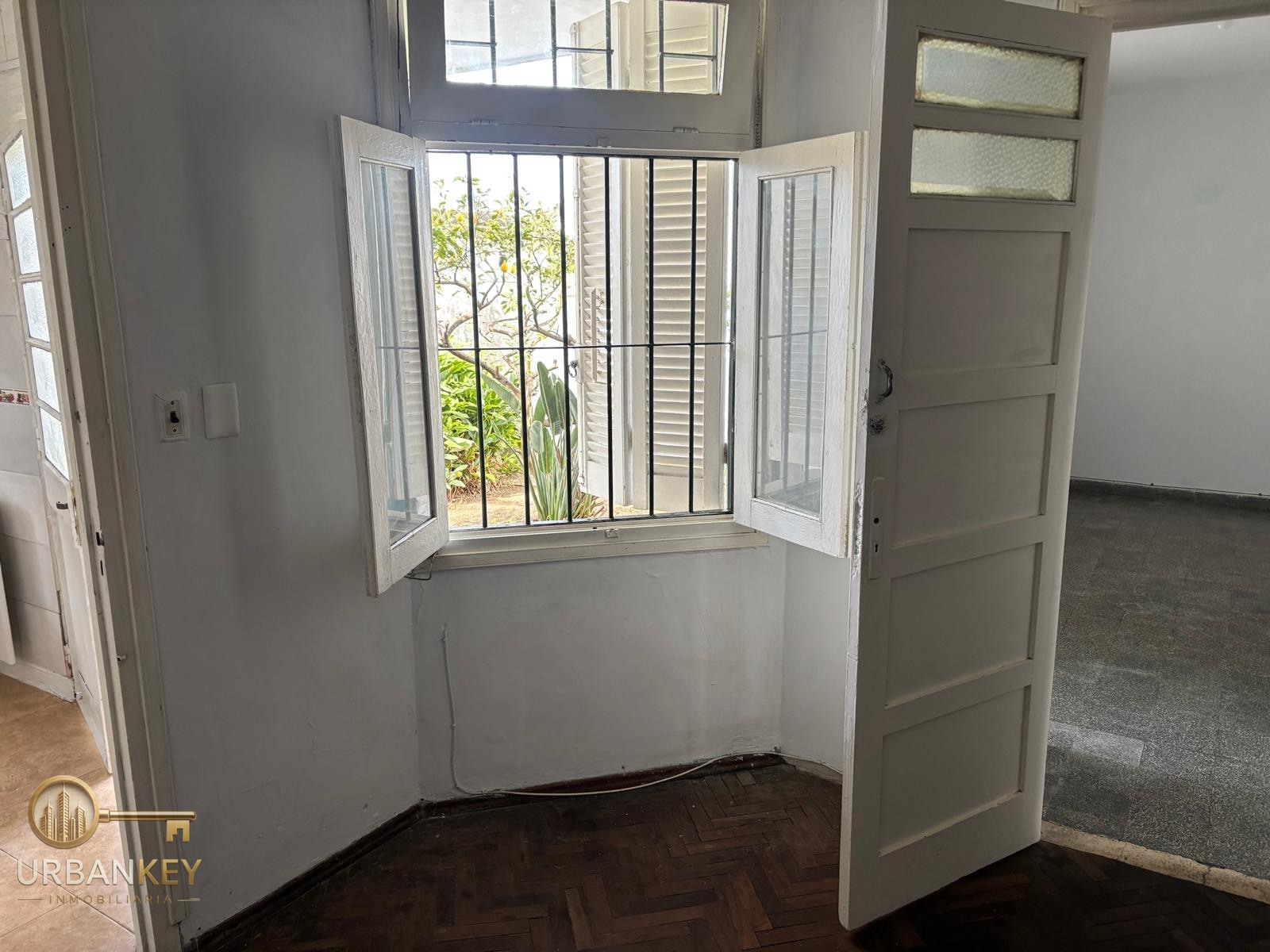Apartamento en alquiler 2 dormitorios con entrada independiente en Nuevo Paris