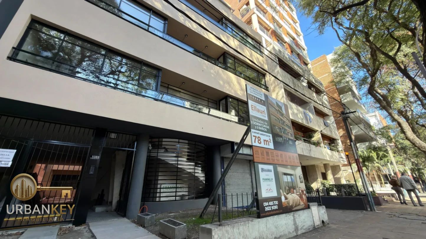 Monoambiente en alquiler vivienda u oficina con entrada independiente pocitos · Foto 12