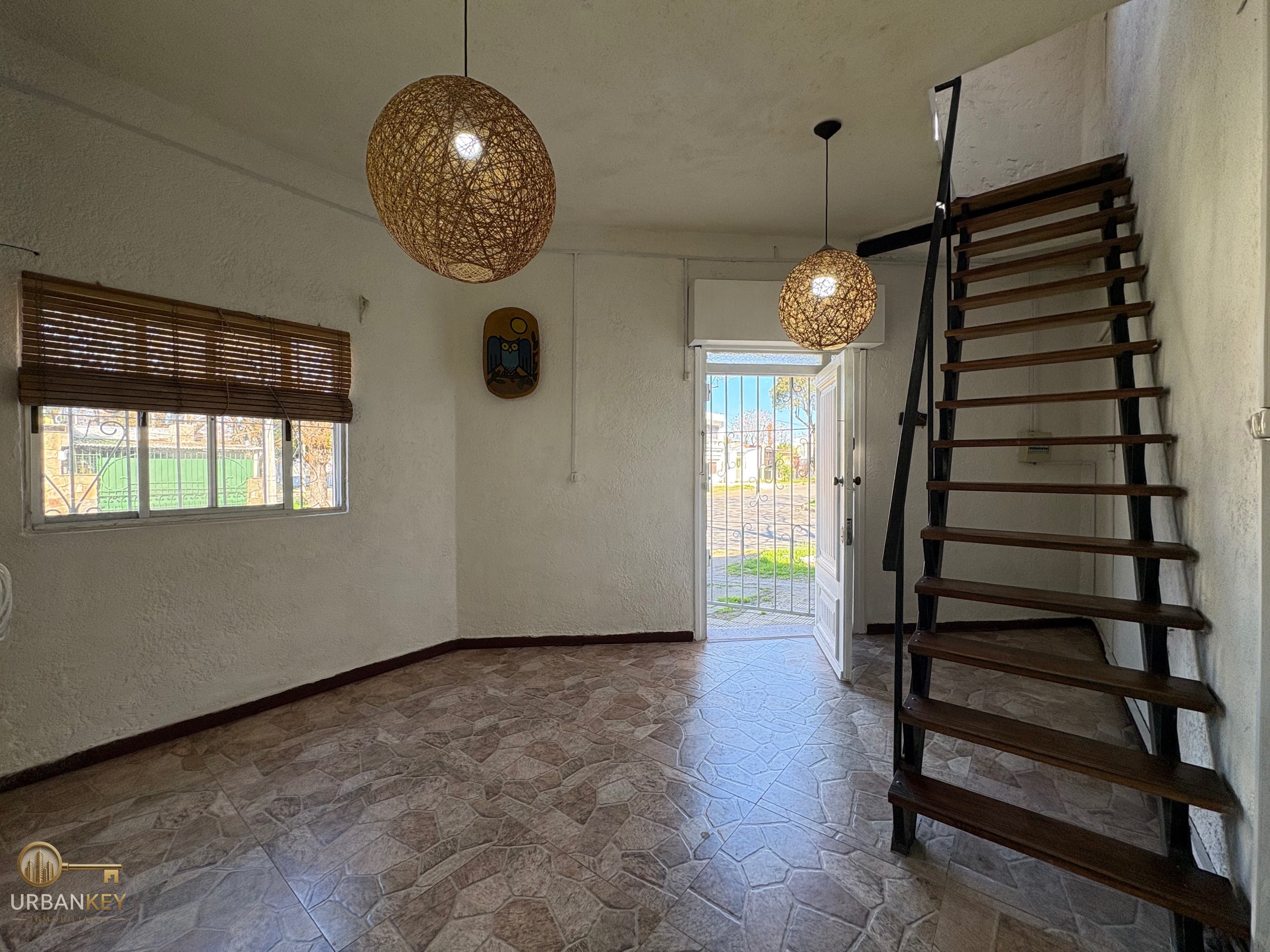 ALQUILER APARTAMENTO 1 DORMITORIO SIN GASTOS COMUNES - LA TEJA