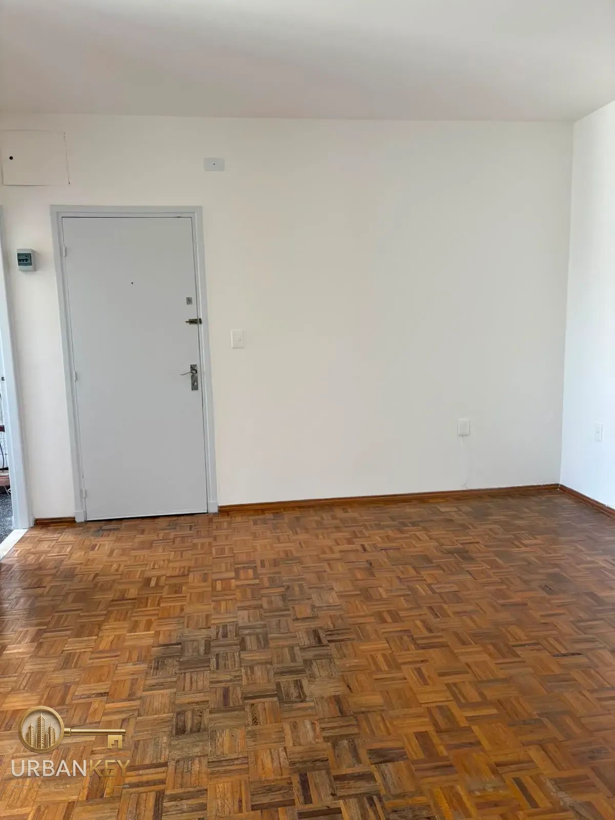 Penthouse en alquiler de 2 dormitorios 2 baños con gran terraza y cochera Centro · Foto 3