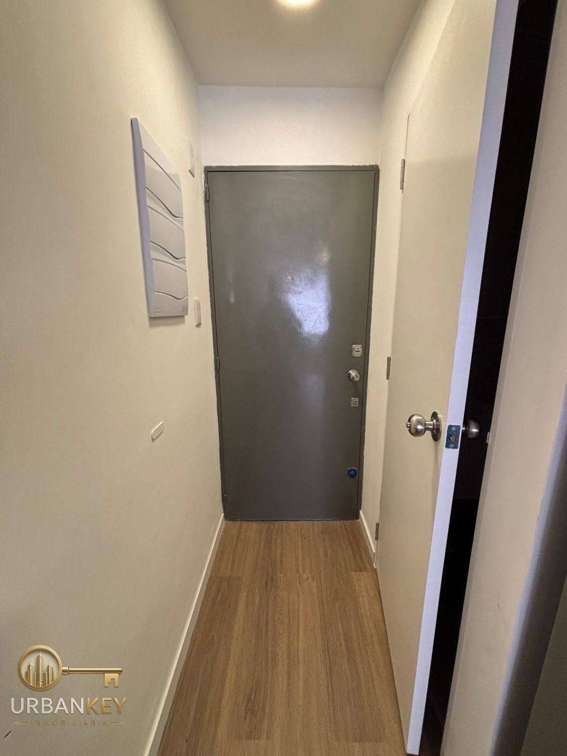Alquiler de Monoambiente EQUIPADO SIN GASTOS COMUNES en Ciudad Vieja · Foto 9