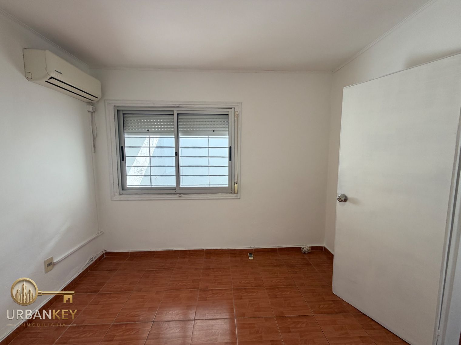 Alquiler apartamento tipo casa 1 dormitorio con patio sin gastos comunes Buceo · Foto 7