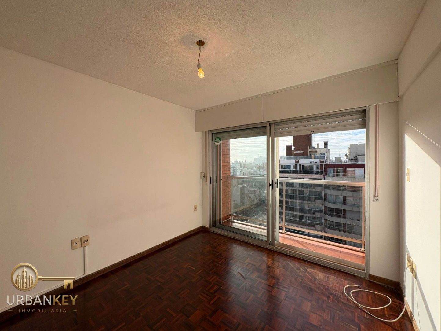 ALQUILER APARTAMENTO 2 DORMITORIOS - VIVIENDA U OFICINA A PASOS DE WTC - POCITOS