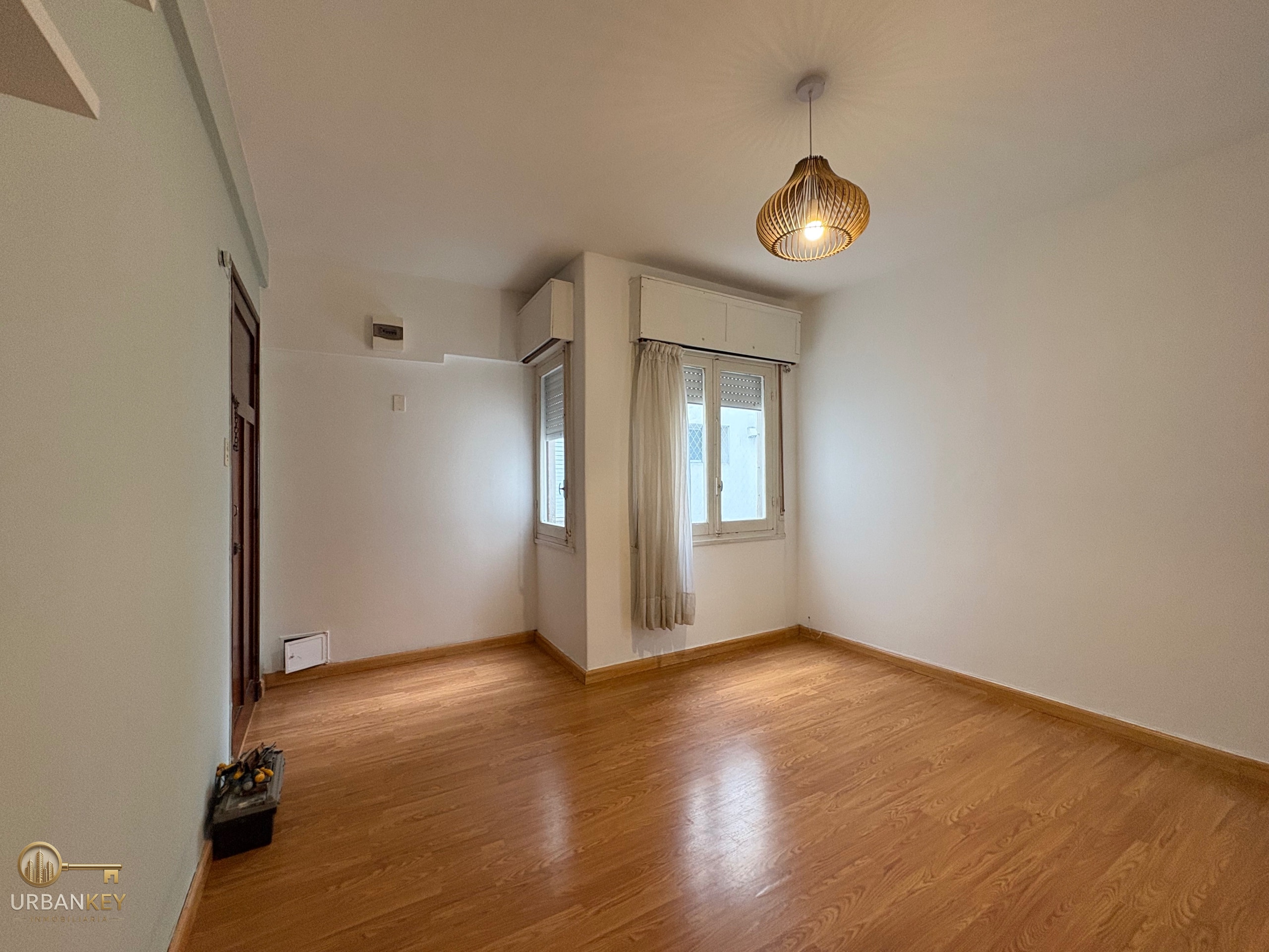 ALQUILER APARTAMENTO DE 1 DORMITORIO EN BUCEO PROXIMO A RAMBLA BAJOS GASTOS · Foto 2