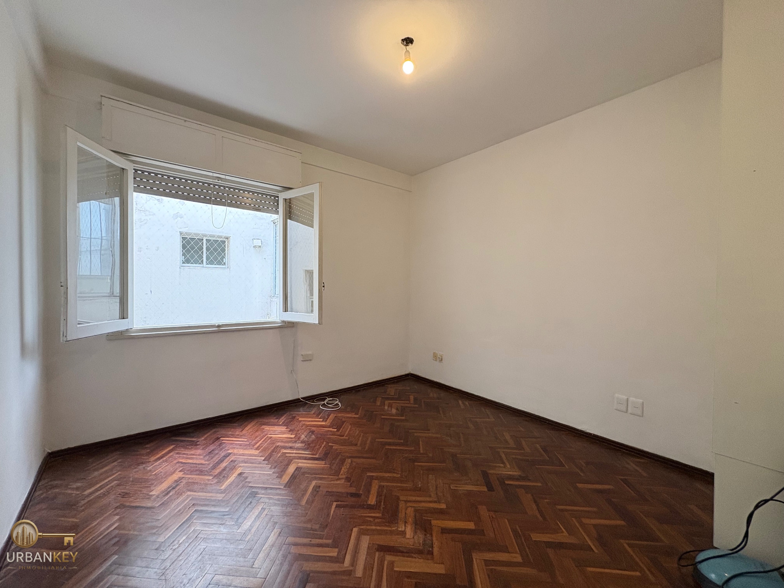 ALQUILER APARTAMENTO DE 1 DORMITORIO EN BUCEO PROXIMO A RAMBLA BAJOS GASTOS · Foto 4