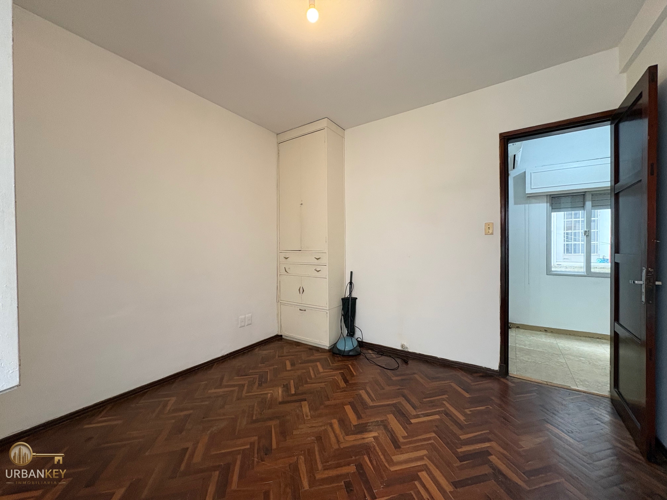 ALQUILER APARTAMENTO DE 1 DORMITORIO EN BUCEO PROXIMO A RAMBLA BAJOS GASTOS · Foto 5