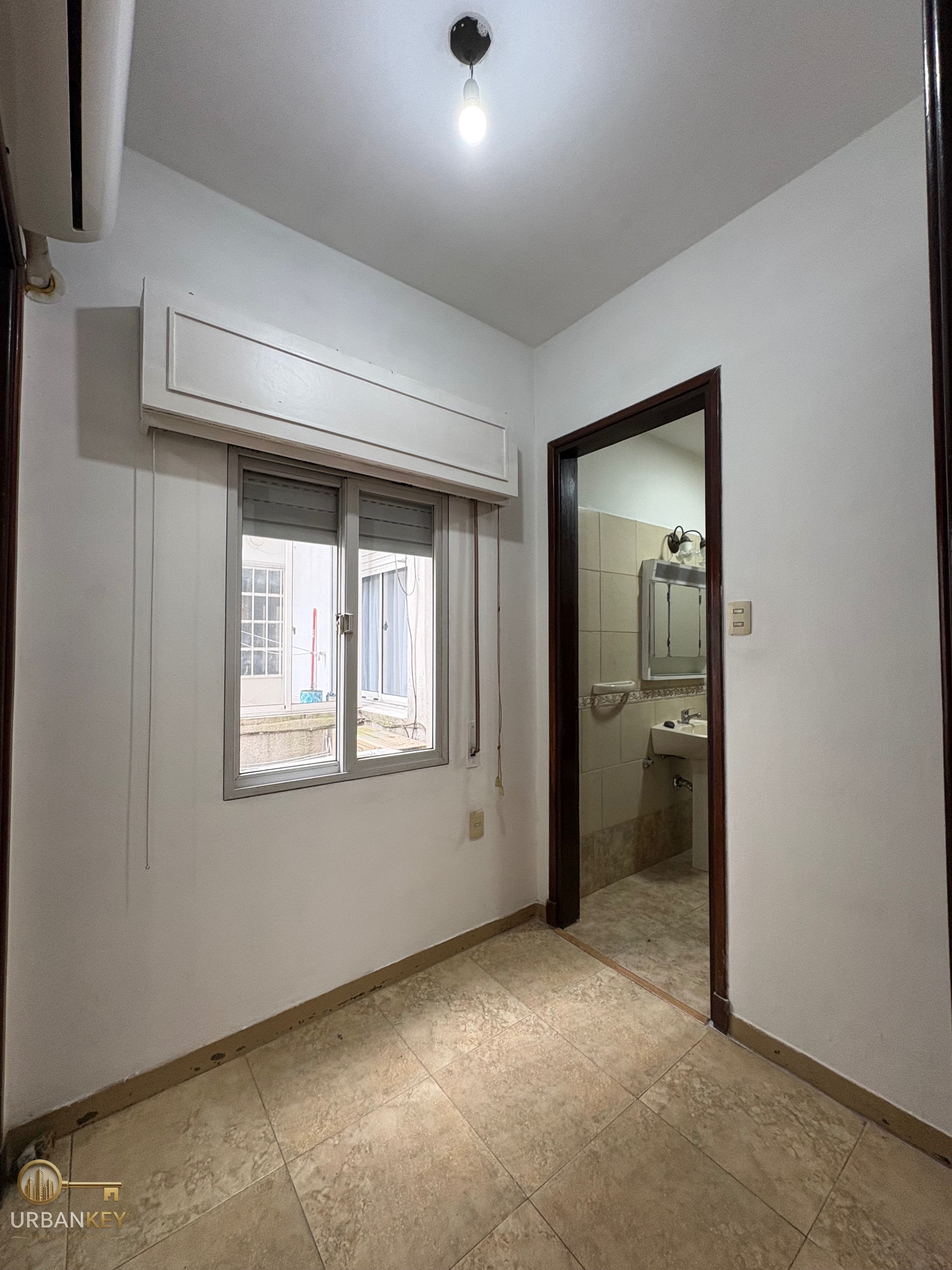 ALQUILER APARTAMENTO DE 1 DORMITORIO EN BUCEO PROXIMO A RAMBLA BAJOS GASTOS · Foto 6