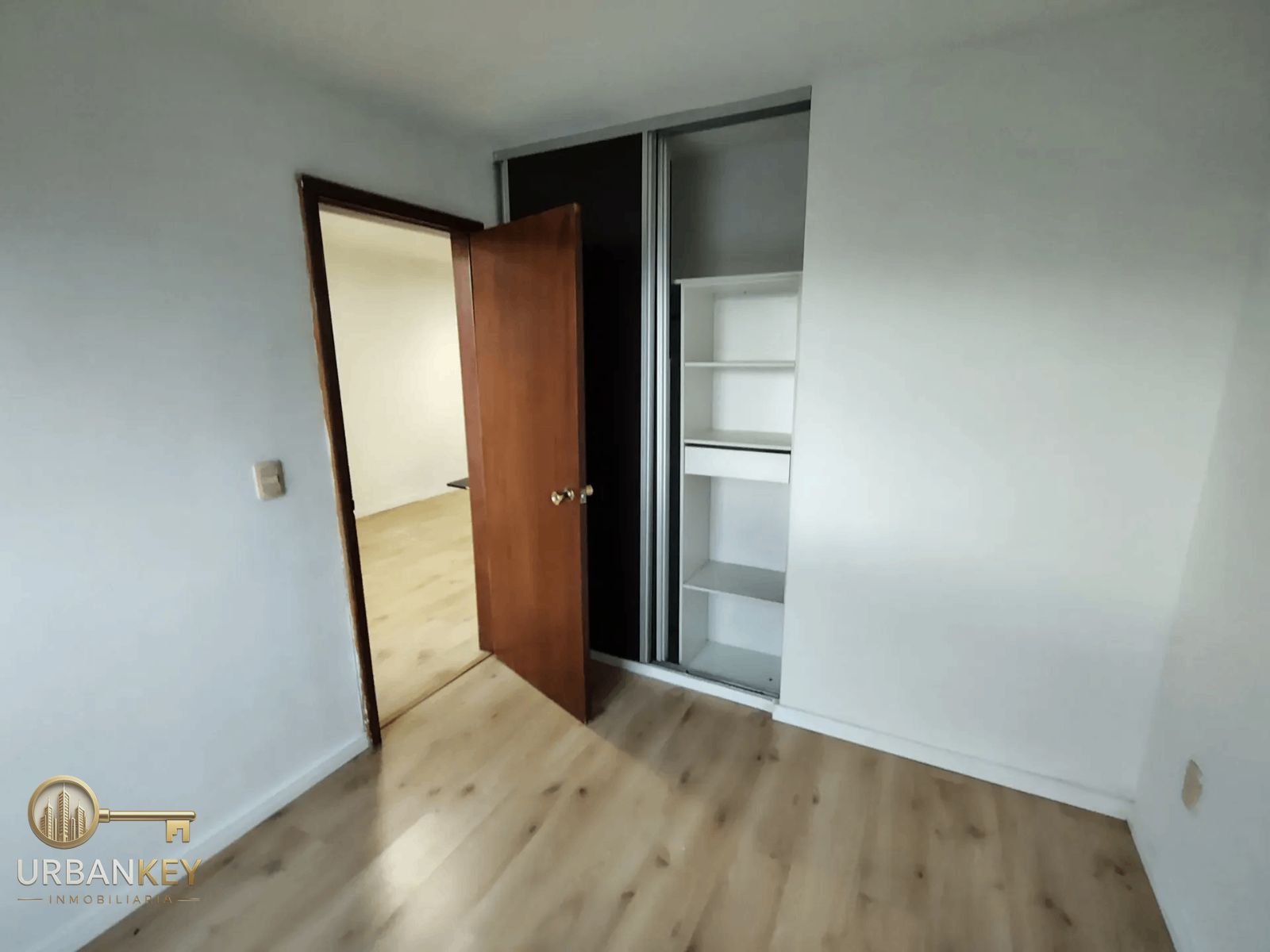 ALQUILER APARTAMENTO 1 DORMITORIO BALCON + COCHERA INCLUIDA CARGADOR ELECTRICO · Foto 7
