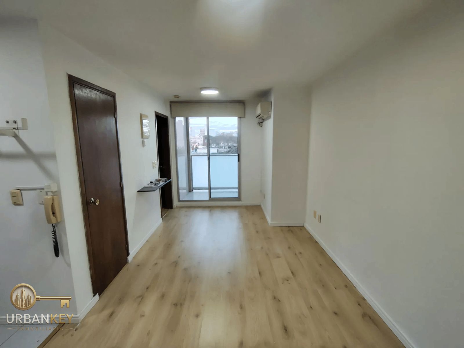 ALQUILER APARTAMENTO 1 DORMITORIO BALCON + COCHERA INCLUIDA CARGADOR ELECTRICO · Foto 1
