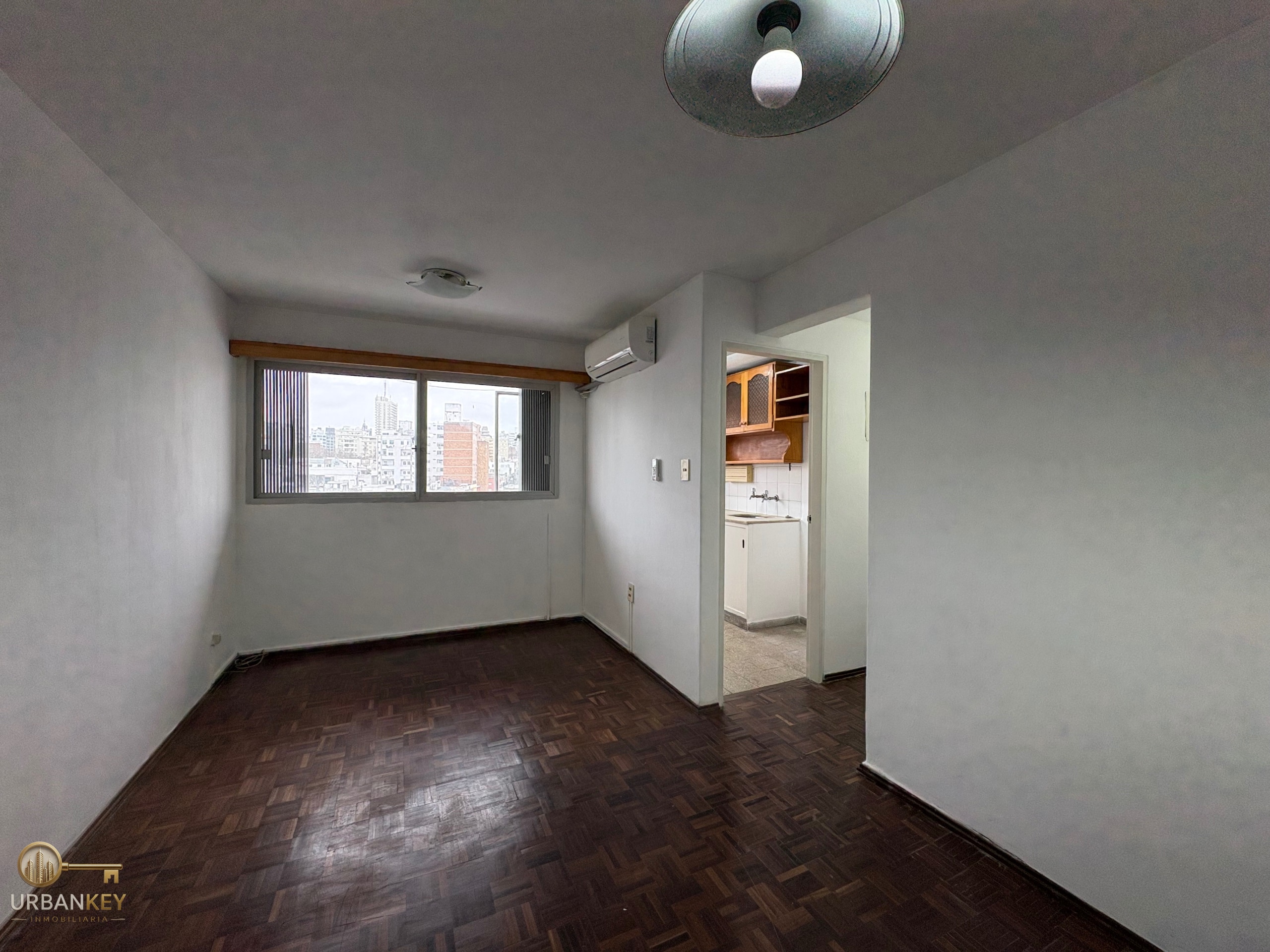 AQUILER APARTAMENTO 1 DORMITORIO PISO 9 BAJOS GASTOS COMUNES · Foto 5