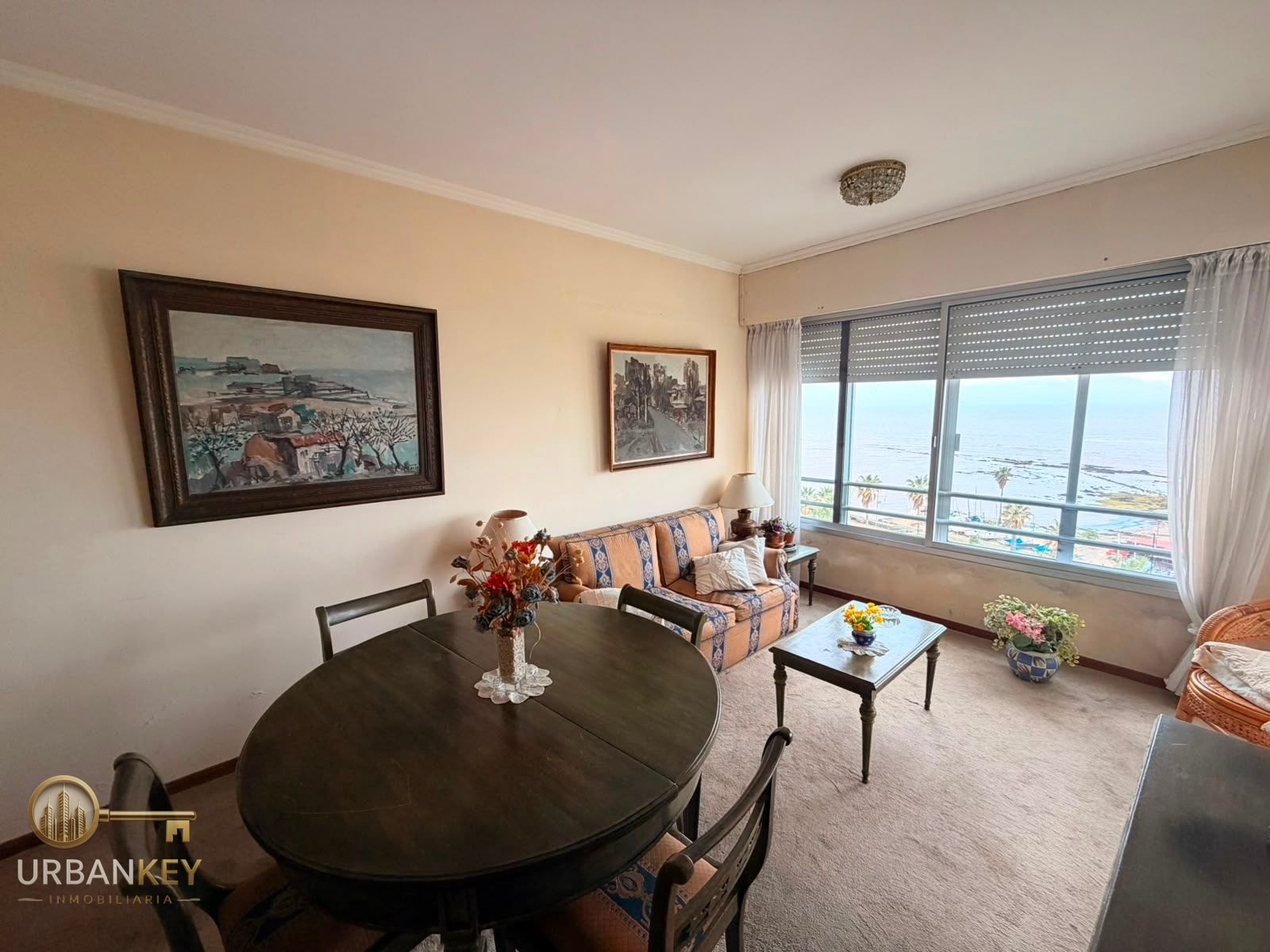ALQUILER APARTAMENTO 2 DORMITORIOS AMOBLADO SOBRE LA RAMBLA PUNTA CARRETAS · Foto 3