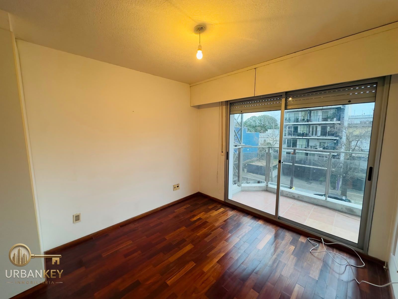 ALQUILER APARTAMENTO 3 DORMITORIOS 2 BAÑOS BALCON Y GARAGE EN PARQUE RODO SOBRE SARMIENTO · Foto 12