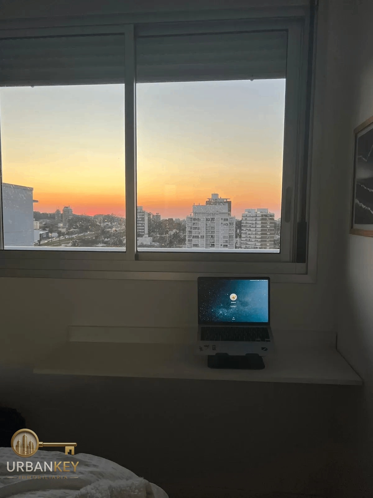 ALQUILER APARTAMENTO DE 1 DORMITORIO CON BALCON VISTA AL MAR EN MALVÍN · Foto 4