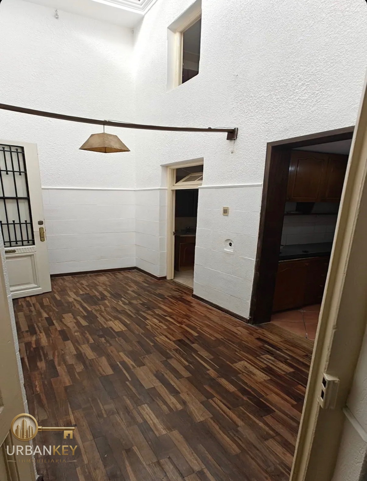 APARTAMENTO EN ALQUILER 1 DORMITORIO + ALTILLO BAJOS GASTOS COMUNES TRES CRUCES · Foto 1