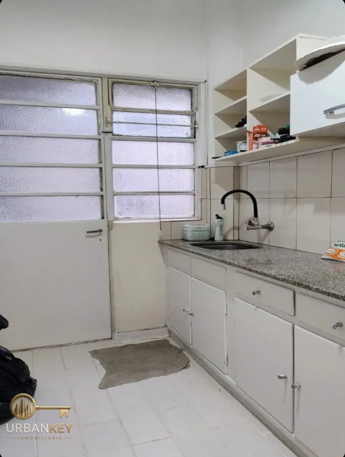 APARTAMENTO EN ALQUILER DE 1 DORMITORIO CON BAJOS GASTOS COMUNES EN CENTRO · Foto 6