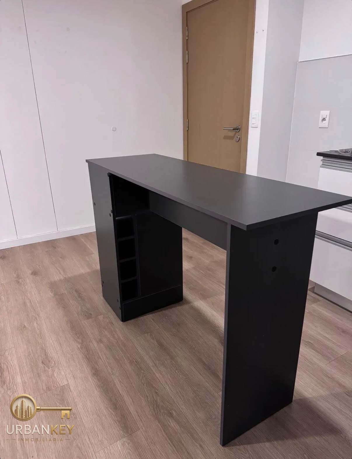 APARTAMENTO EN ALQUILER 1  DORMITORIO CON GRAN TERRAZA Y VISTA AL MAR - MALVIN · Foto 6