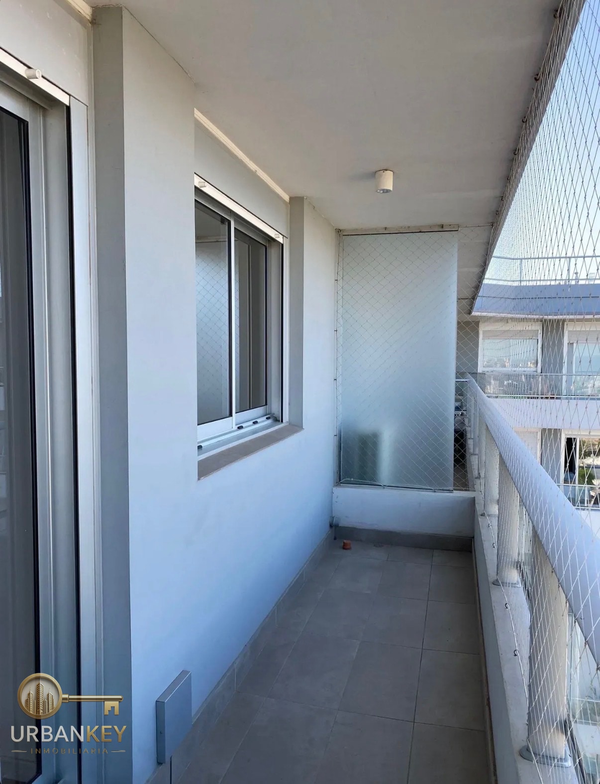 APARTAMENTO EN ALQUILER 1  DORMITORIO CON GRAN TERRAZA Y VISTA AL MAR - MALVIN · Foto 10
