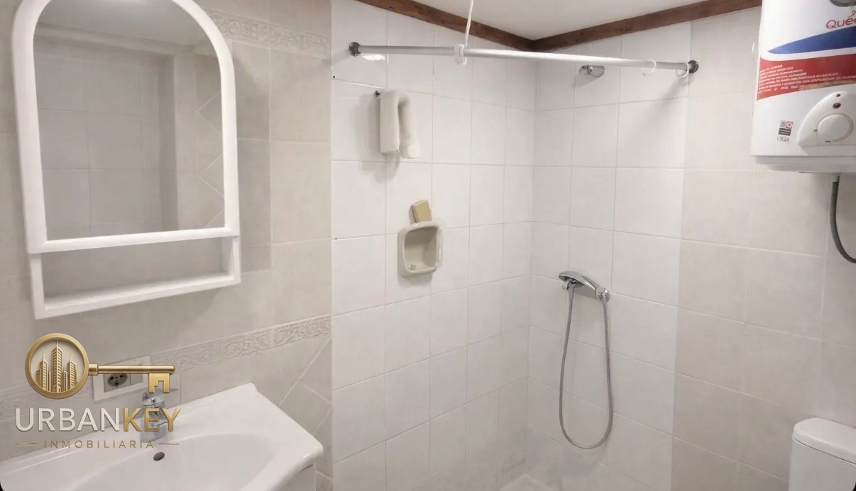 Alquiler de amplio monoambiente con balcón y bajos gastos comunes, 45m2  Palermo · Foto 5