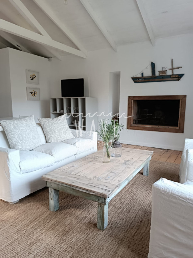 Venta de casa de 2 dormitorios en La Juanita, José Ignacio