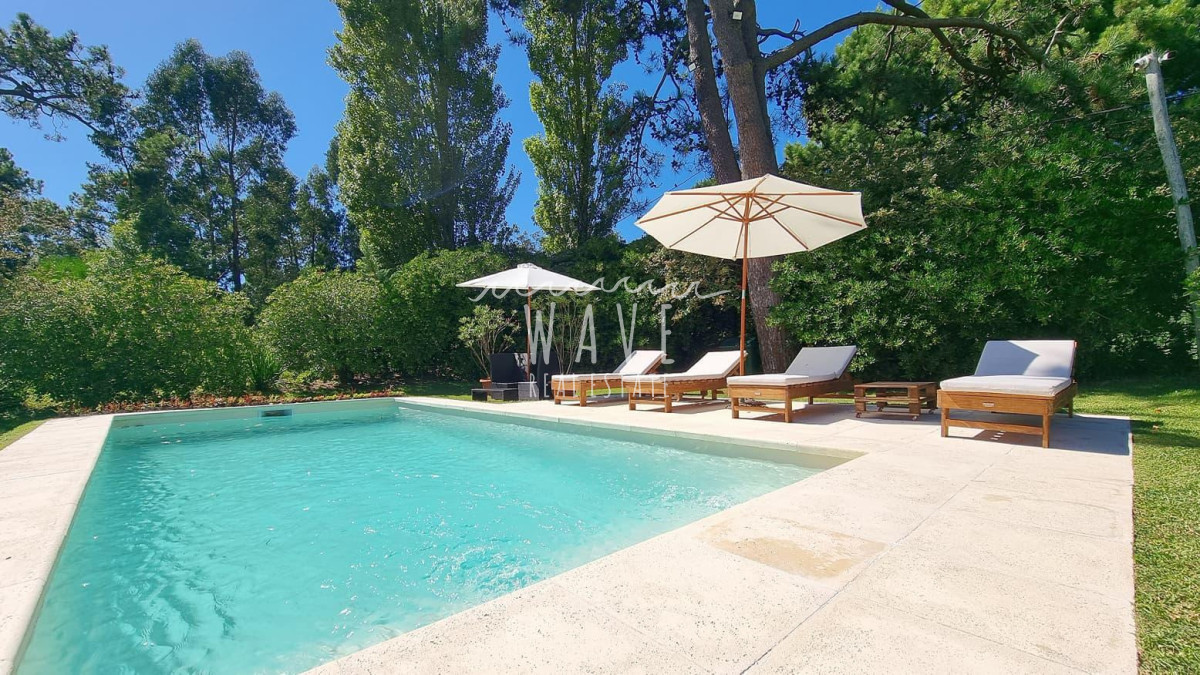 Hermosa casa en venta y alquiler anual · Foto 2