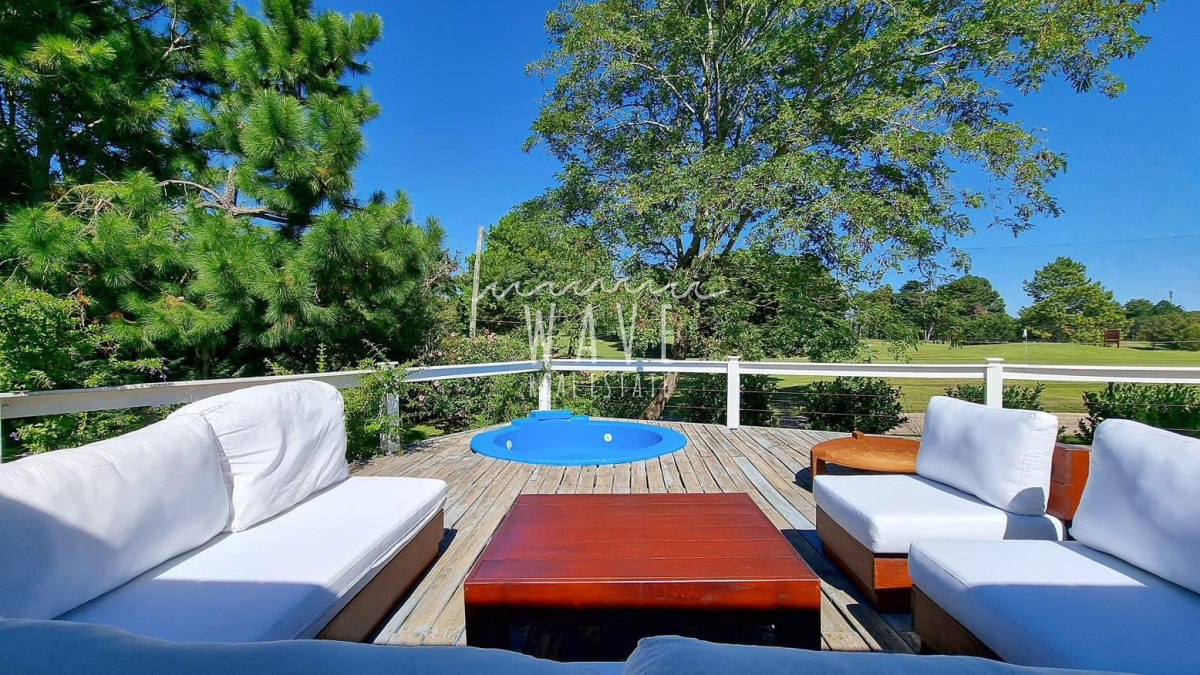 Hermosa casa en venta y alquiler anual · Foto 8