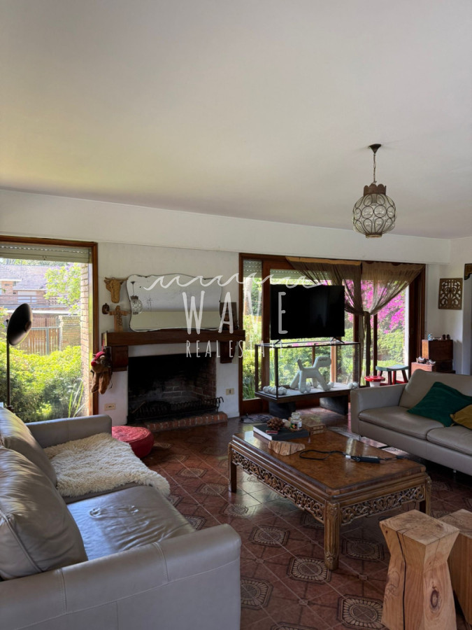 Hermosa casa alquiler anual y venta Lugano